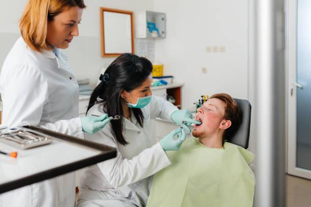 Best Broken or Cracked Tooth Emergency Dentist in Lockland, OH